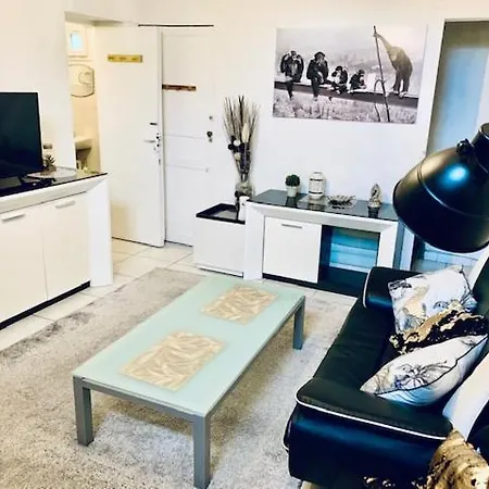 MAISON 2 CHAMBRES - LILLE - 4 PERS - 300m METRO-2